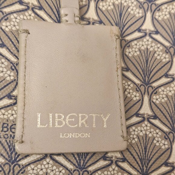 Liberty London Iphis Marlborough large gray/purple bag --omg that violet lining! - Picture 4 of 12